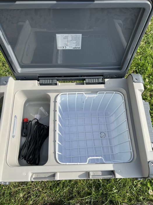 Sprzedam lodowke samochodową