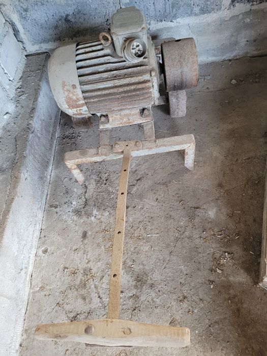 Sprzedam silnik 7,5 kW