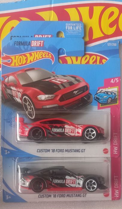 Conjunto 2 Custom 18 Ford Mustang GT Hot Wheels
