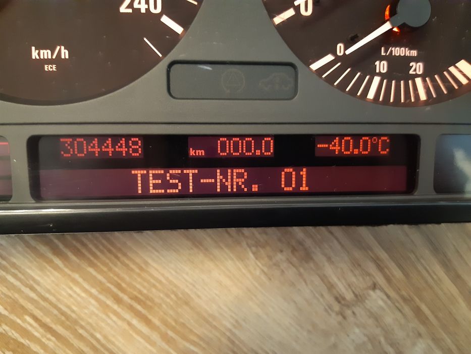 Naprawa pixeli licznik wyświetlacz radia bmw e38 e39 e53 Range Rover