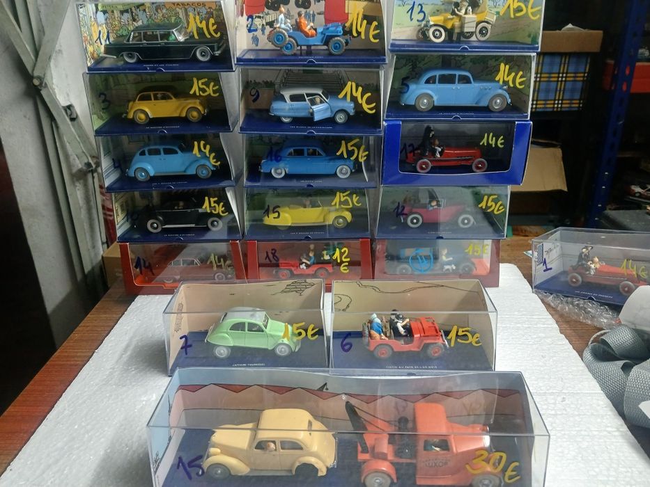 Lote de Miniaturas 1:43, os carros de Tintin