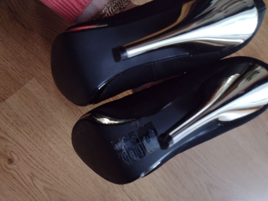 Nowe czarno złote szpilki 39 h&m