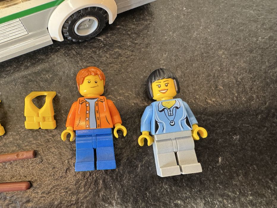 LEGO 60057 Camper Van City klocki zestaw figurki
