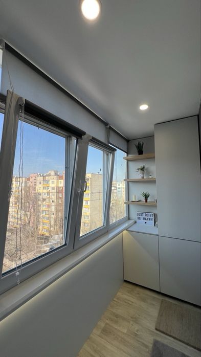 Натяжні стелі . Натяжние потолки