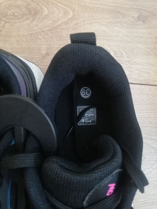 Buty sportowe 39