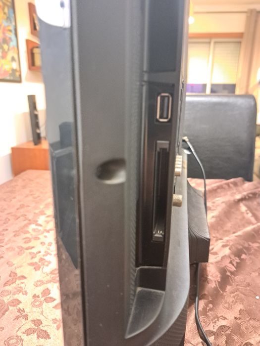 TV samsung t28e310ew