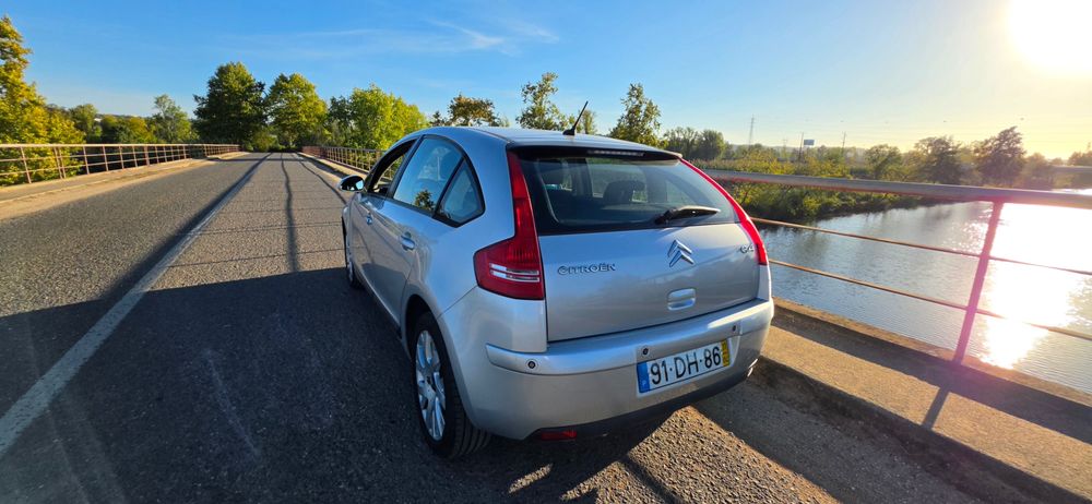 Citroen C4 1.6 HDi 110 VTR Pack CMP6 AUTOMÁTICO — photo 2