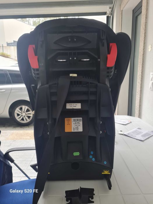 Cadeira auto bebeconfort até 18 kg com isofix