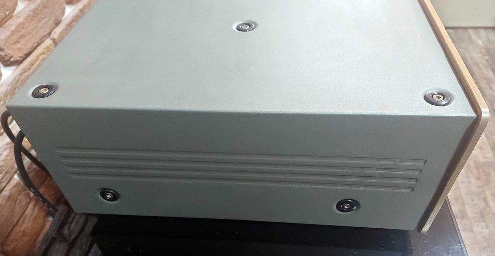 Teac V-6030S для японського ринку