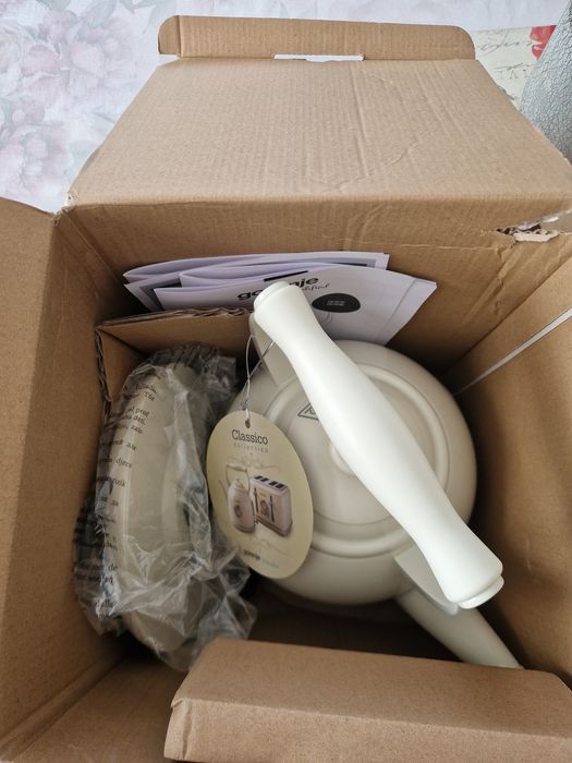 Czajnik elektryczny Gorenje 1,7l 2000W Strix 30cm NOWY