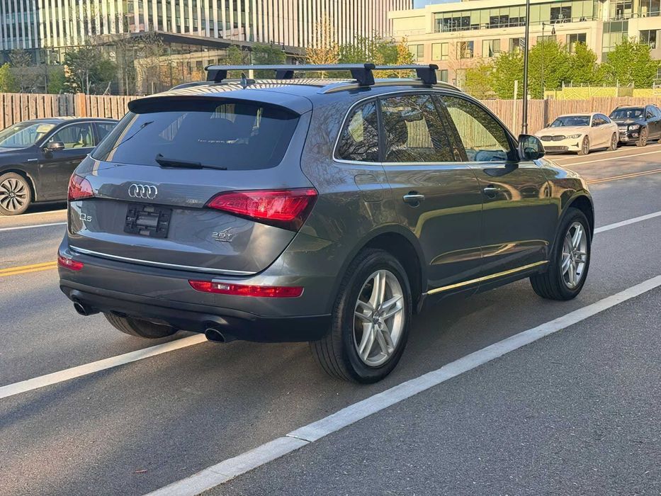 Audi Q5 quattro Premium Plus      2016
