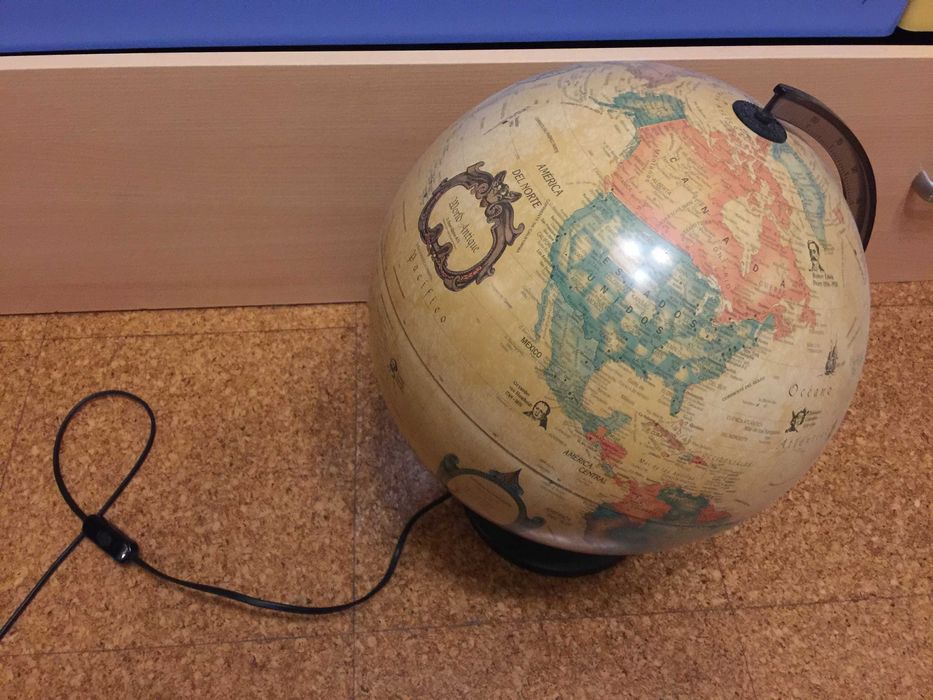 Globo terrestre - candeiro