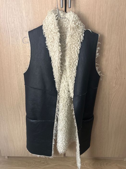 Colete com pêlo por dentro ZARA