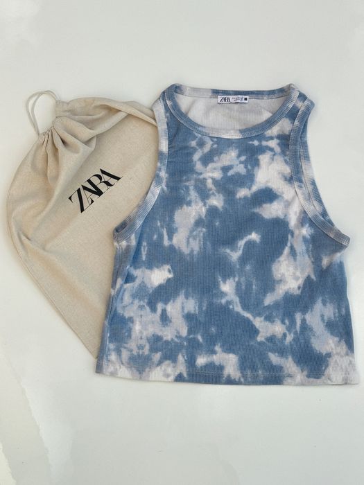 Топ розміру М Zara