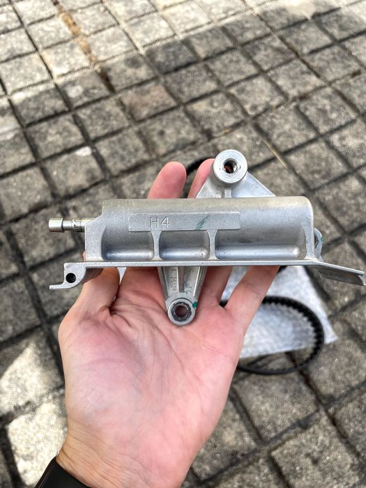 Correia Distribuição c/ Bomba Água Audi A6 2001