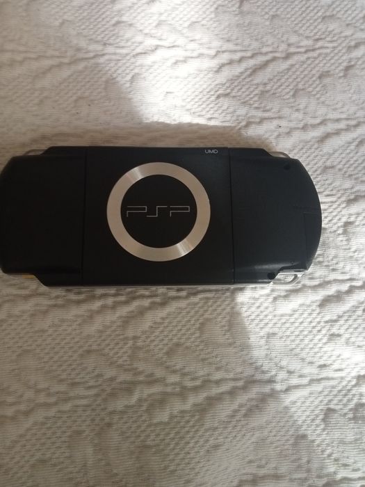 PSP Sony e três jogos