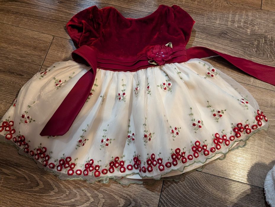 Sukienka dla dziewczynki  62/68