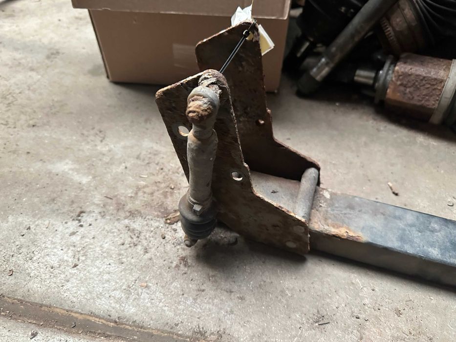 Land Rover Discovery 2 td5 Pedal mala stc50134