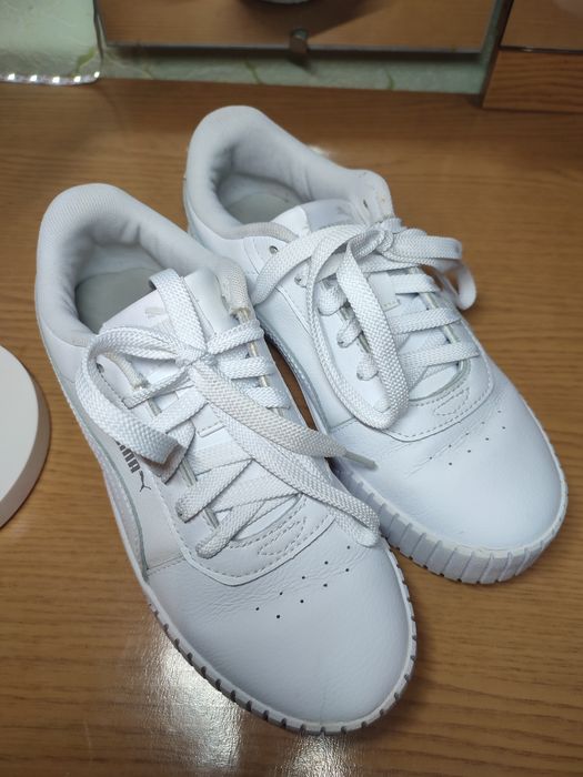 Жіночі кросівки Puma Carina 2.0