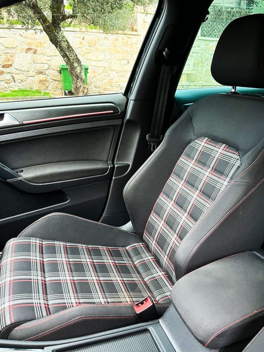 VW Golf 7.5 gti 2.0 - VENDO OU TROCO