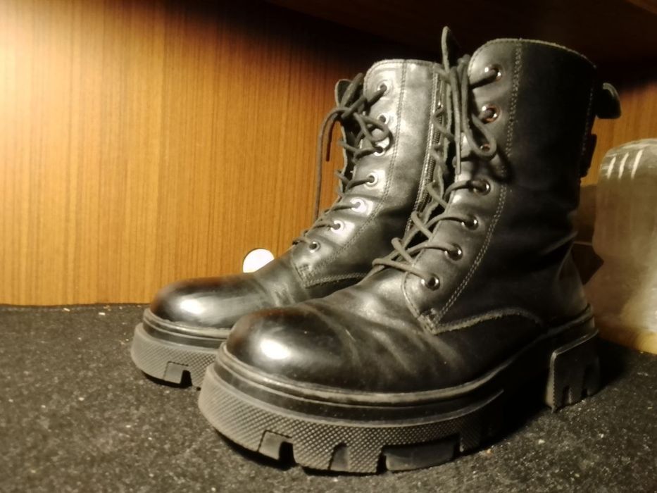 BERSHKA 39 Боты Ботинки Спортивно-Гражданские