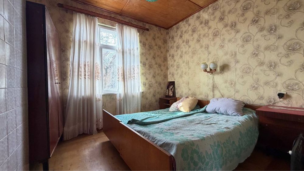 Оренда дачного будинку 15 км від Рівного Садові ділянки