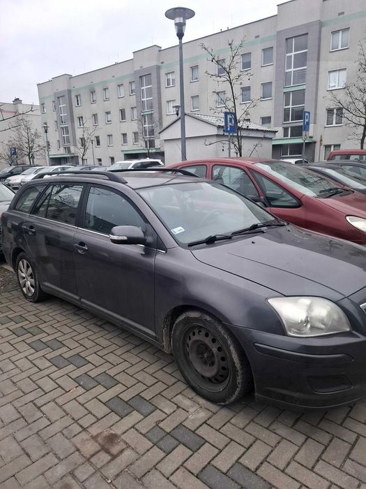 Toyota avensis2007