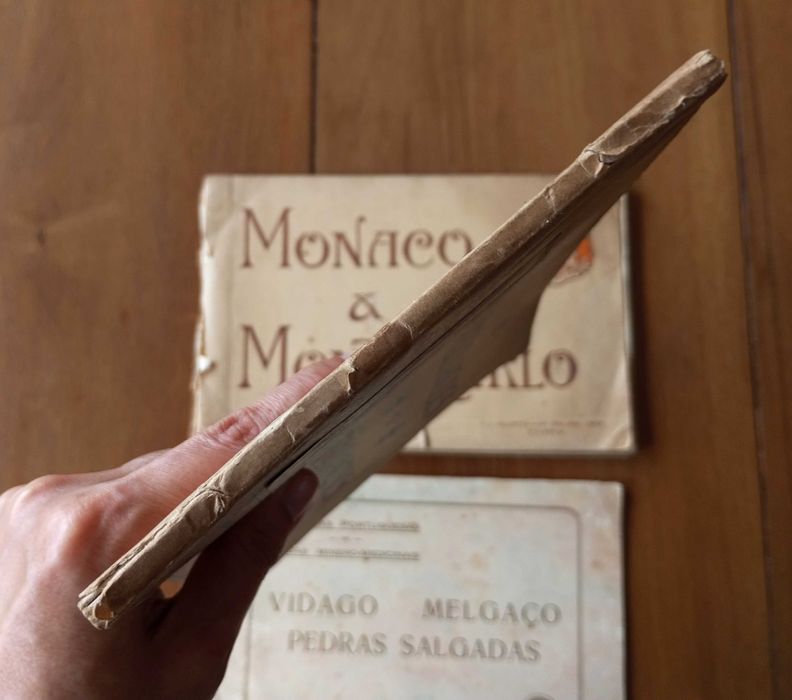 Antigas lembranças turísticas Pedras Salgadas Monaco Versailles