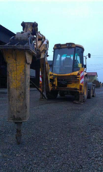 Roboty ziemne/ kruszywa/transport/droga/kamień/czteroośka/koparka