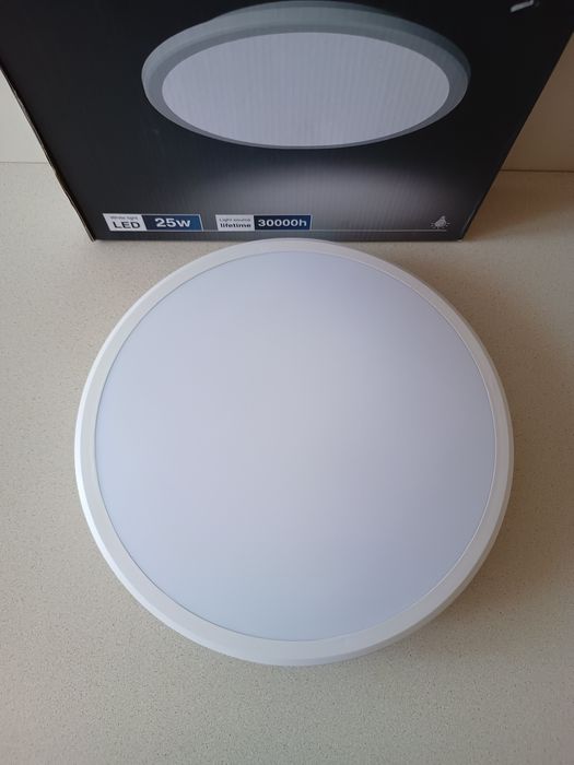 Lampa sufitowa okrągła, białe zimne światło