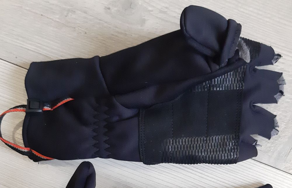 Зимові трекінгові Рукавиці FORCLAZ (р.M/L)