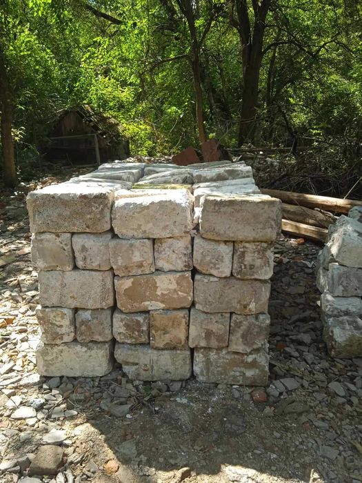 Продам цеглу,шифер