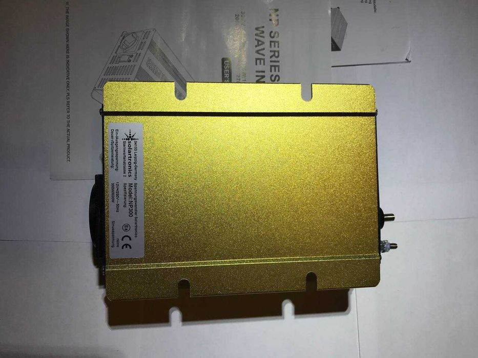 Инвертор Solartronics 12V-230V 300/600W Чистый синус Германия