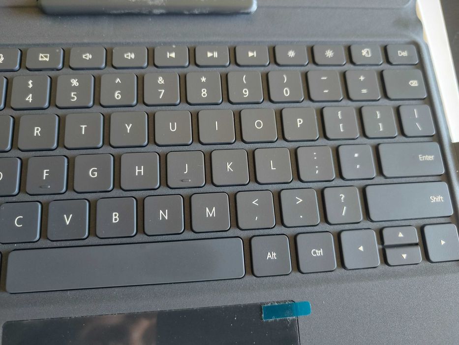 Teclado cover pra Huawei Media Pad M5 10.8" / M5 Pro - para desocupar