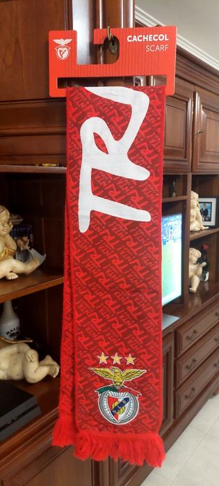 cachecol. do Benfica Tri campeao