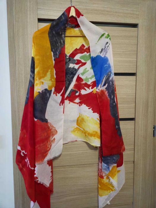 Kolorowa Chusta Szal – Abstrakcyjny Wzór Żywe Kolory