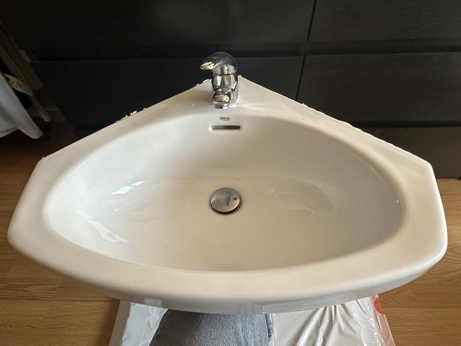 Vende se lavatorio