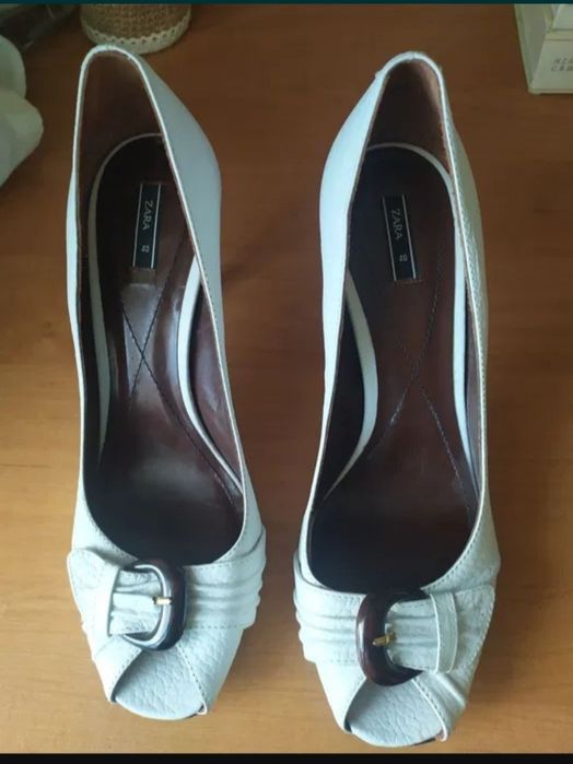 Туфли ZARA 40 размер.