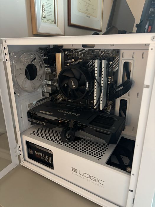 Komputer Gamingowy RTX 3060 Ti | Ryzen 5 | 16GB RAM | SSD 1TB | Stan Idealny
