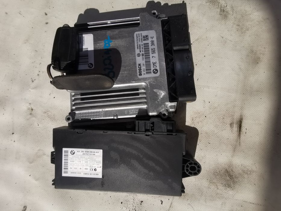 BMW E90 320i N46B20 automat zestaw startowy sterownik silnika cas kluczyk