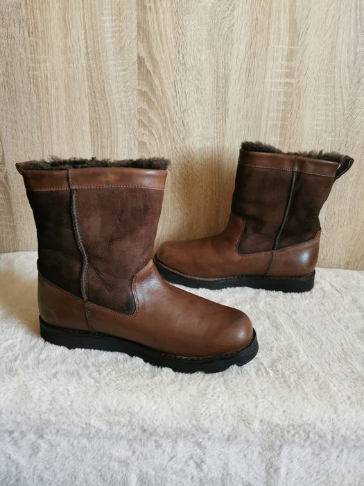 Ugg Australia Wrangell Vibram śniegowce 43