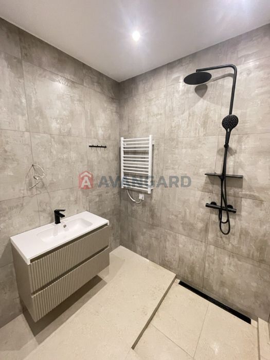 Таунхаус з ремонтом, с.Нові Петрівці, Київська обл.