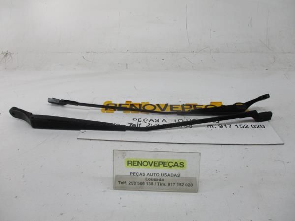 Haste / braço de escova limpa vidros frente direita PEUGEOT 3008 I (0U