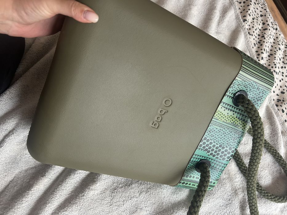 Obag Chic w super stanie khaki