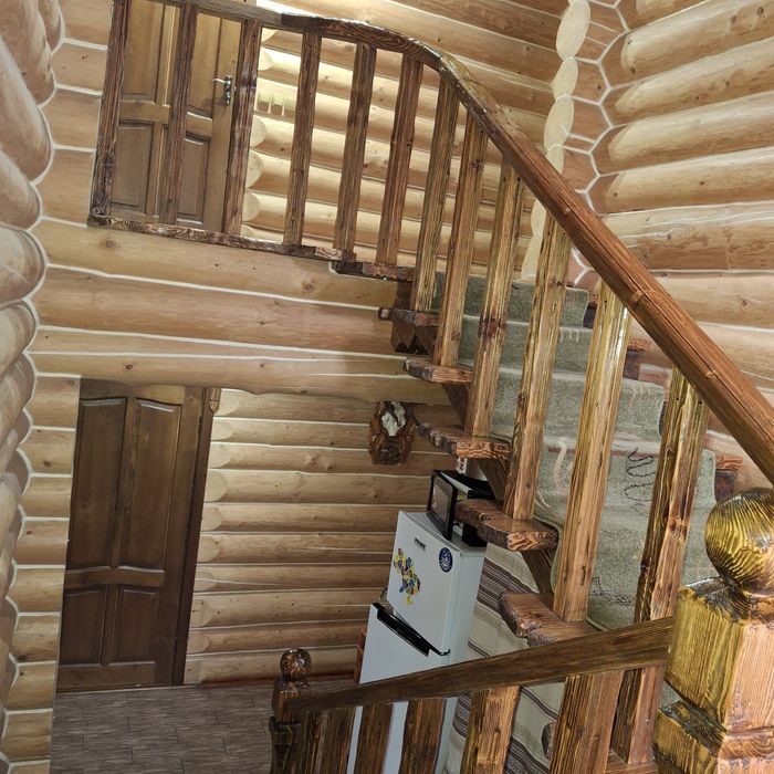 Гостинний двір 《Поляна》