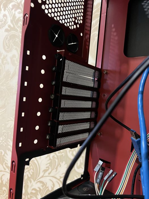 Продам корпус Aerocool PGS STRIKE-X GT