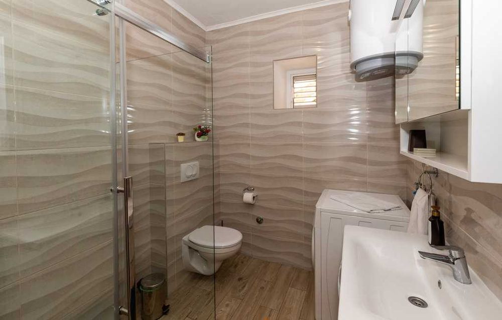 Wakacje, południe Chorwacji, dom z basenem dla 12 osób