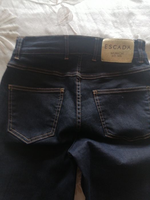 Джинсы Escada размер S
