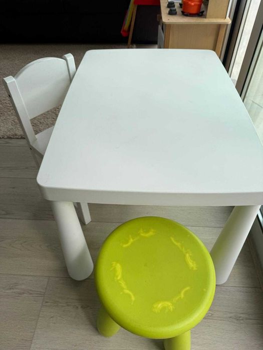Mesa para criança brincar, com cadeira e banco, IKEA