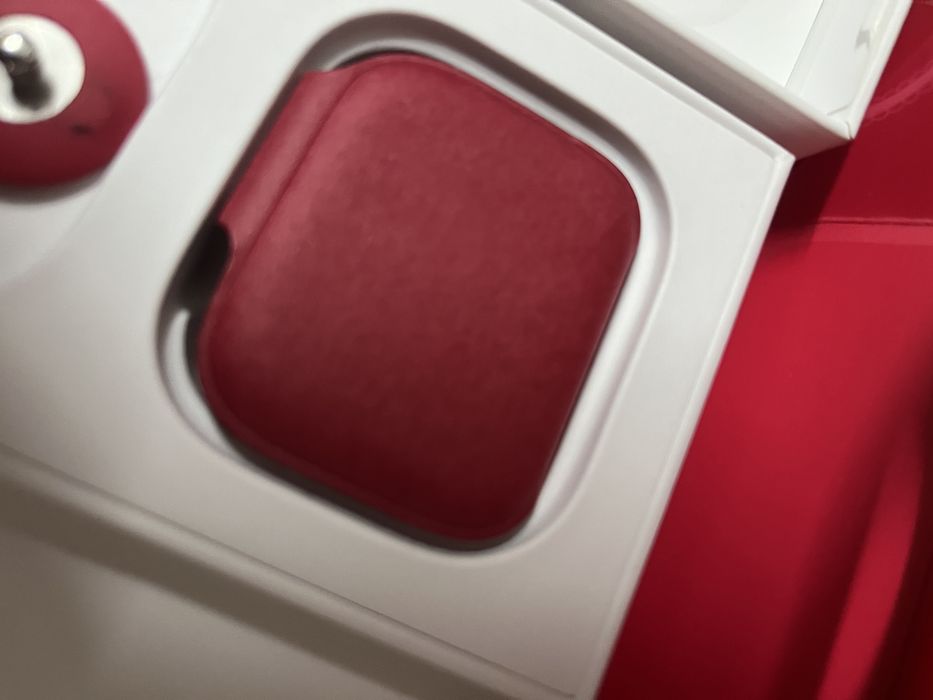 Apple Watch 7 red product